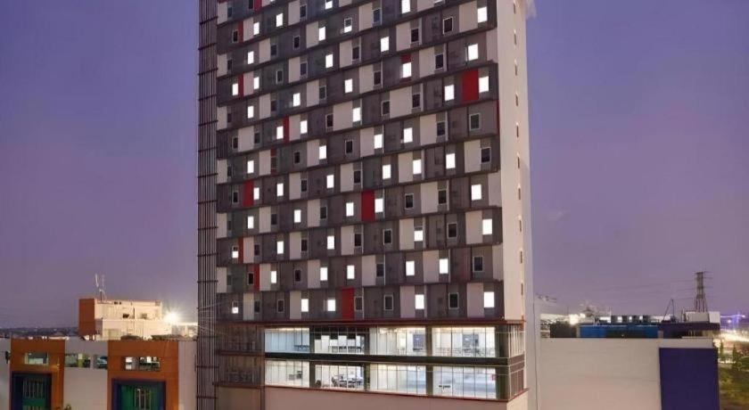 Hi Hotel Senen Джакарта Екстер'єр фото